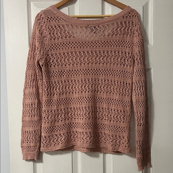 Dusty Pink gold sparkles Crochet Sweater - Picture 5 of 5